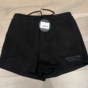 White Fox Boutique Black Short Sleeve Tee